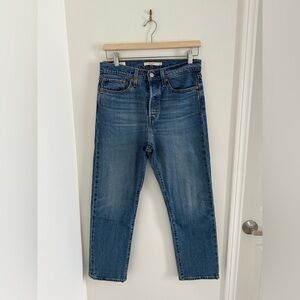 Levi’s Wedgie Straight